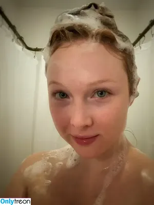 Molly Quinn / lassmolly / mollycaitlynquinn фото голая #0154