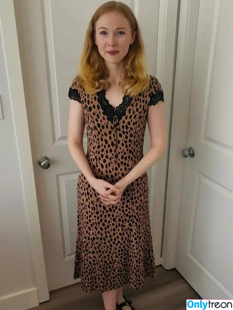 Molly Quinn голая photo #0199 (lassmolly / mollycaitlynquinn)