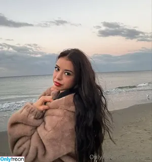 mollylo / mollylo93 nude photo #0177
