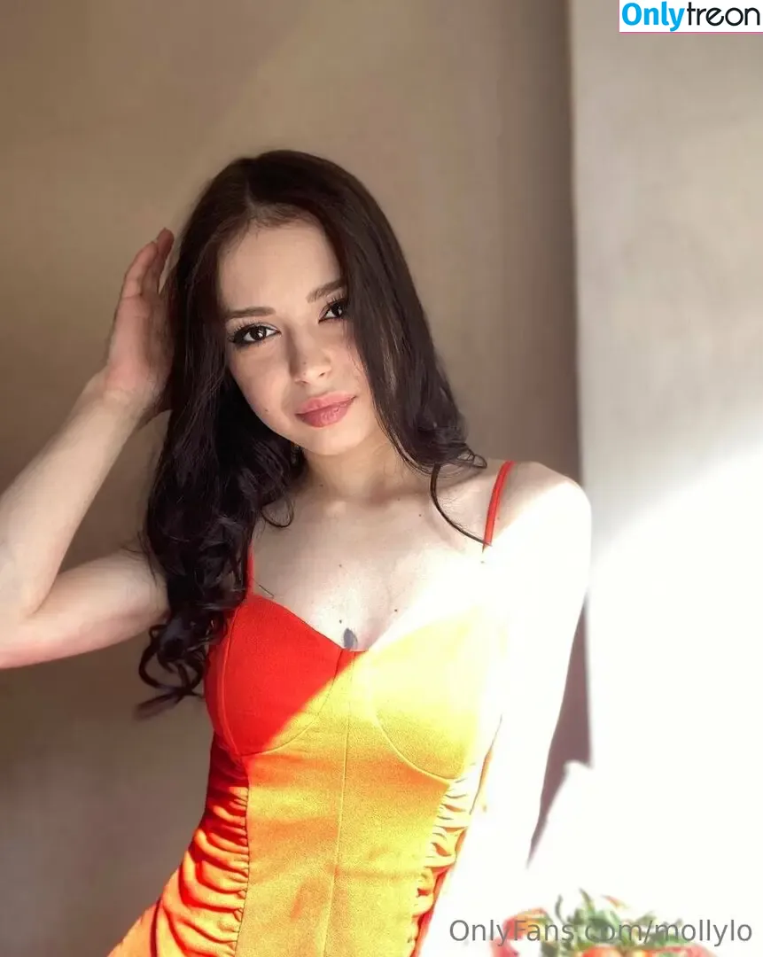 mollylo nude photo #0073 (mollylo93)