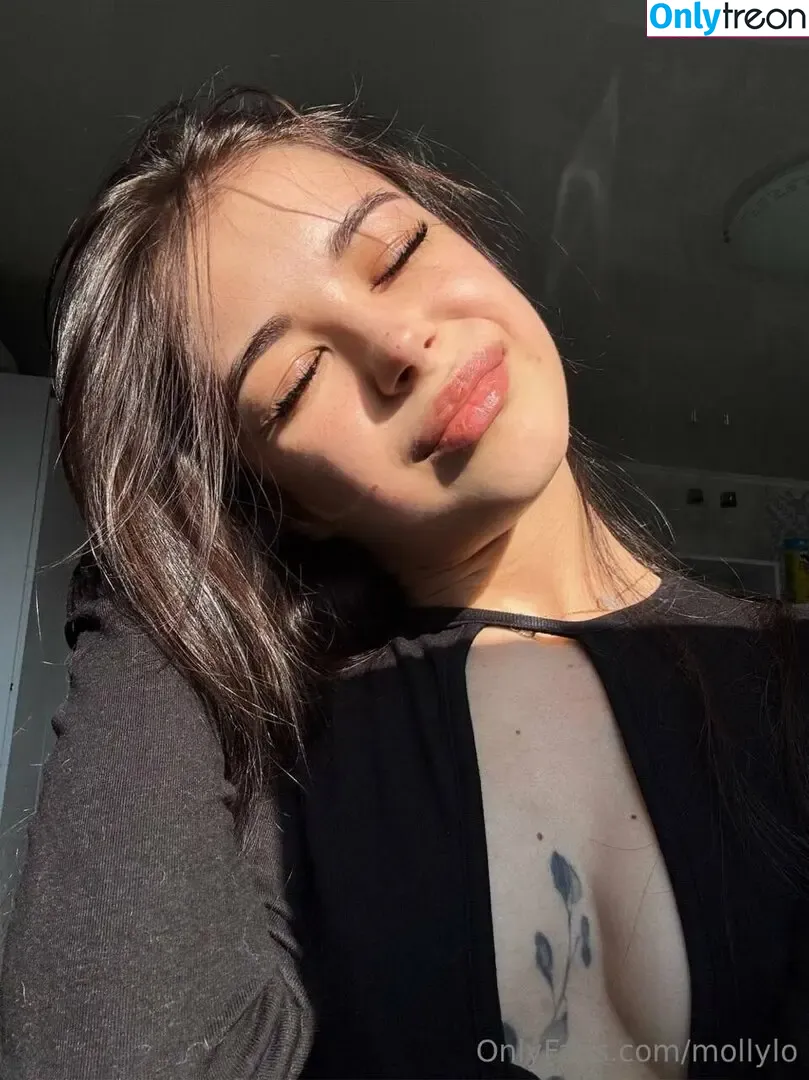 mollylo nude photo #0118 (mollylo93)