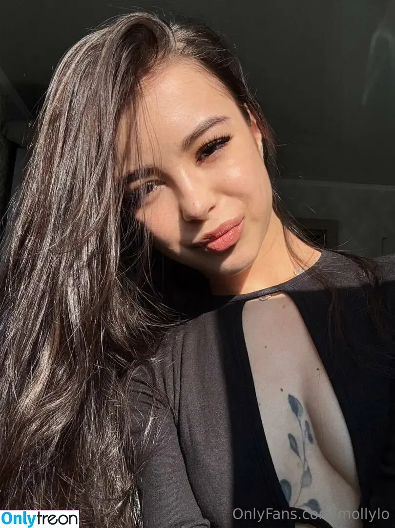 mollylo nude photo #0120 (mollylo93)
