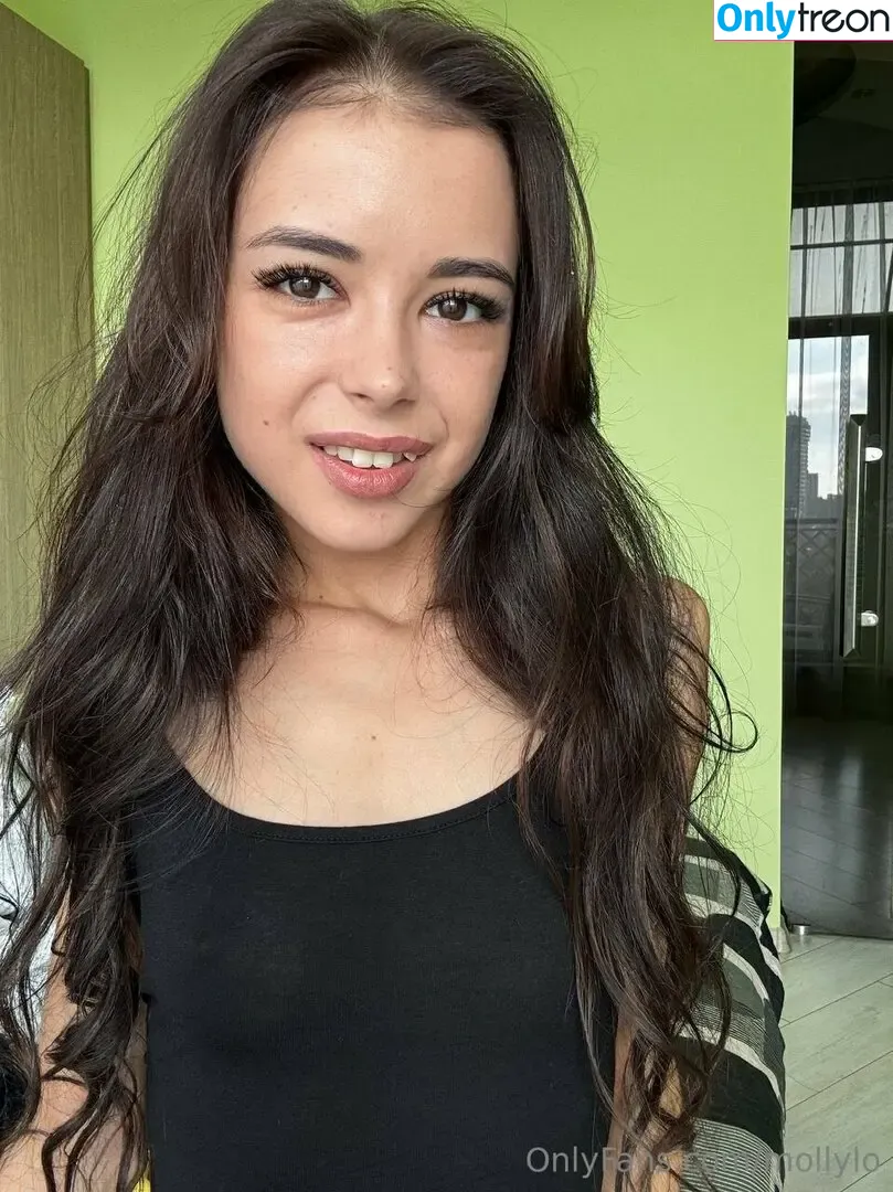 mollylo nude photo #0163 (mollylo93)