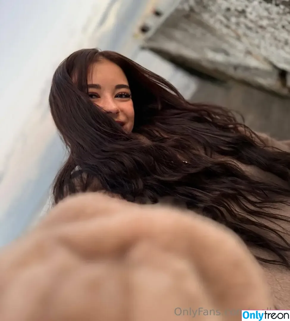 mollylo nude photo #0176 (mollylo93)
