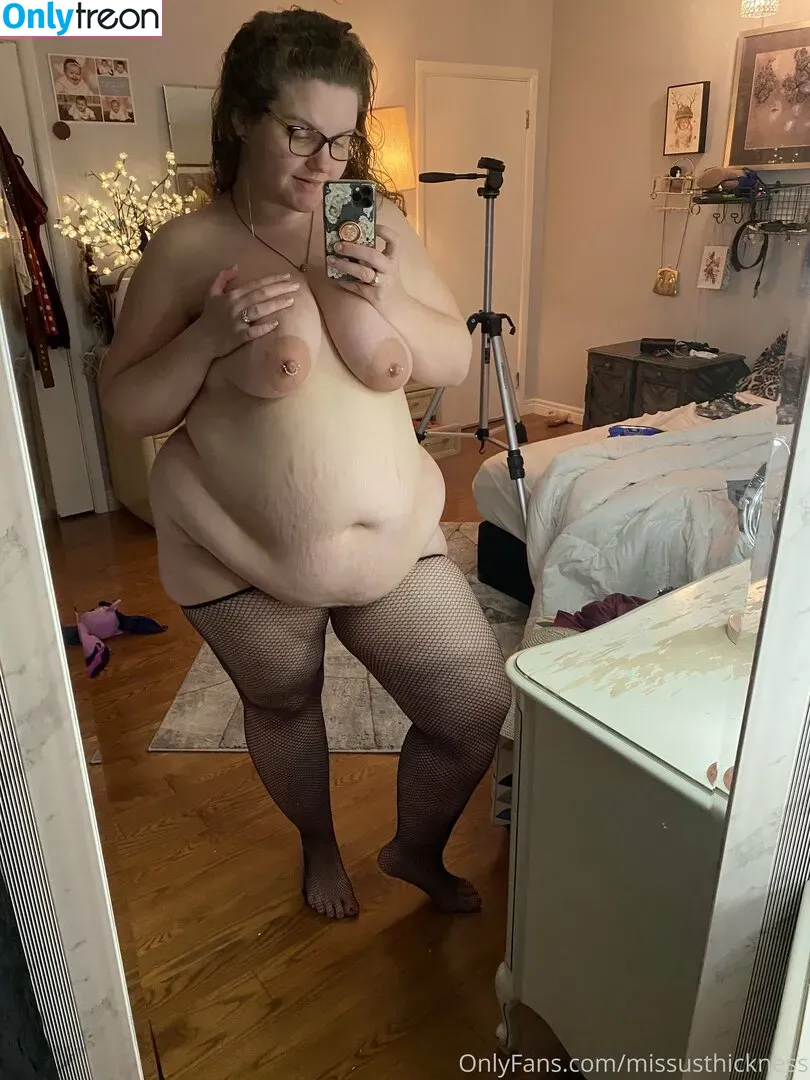 mollynonsense nude photo #0047 (missusthickness / molly.nonsense)