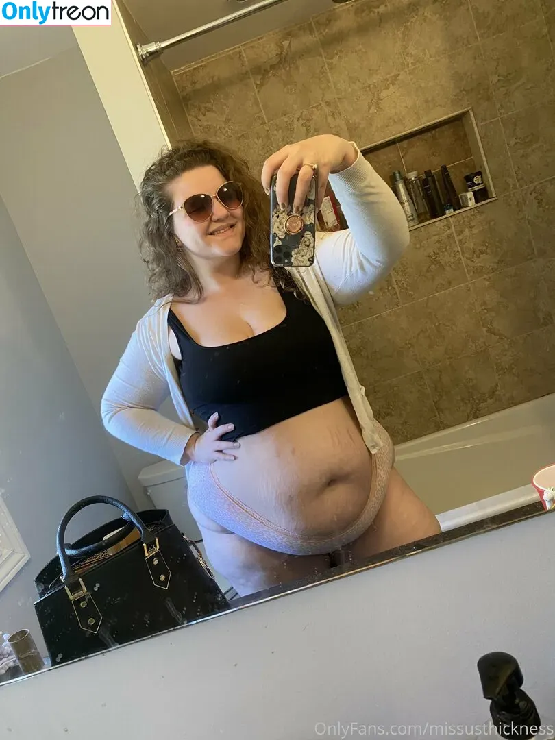 mollynonsense nude photo #0064 (missusthickness / molly.nonsense)