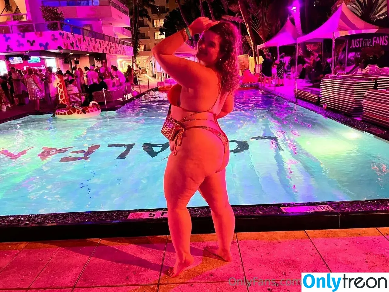 mollynonsense nude photo #0170 (missusthickness / molly.nonsense)