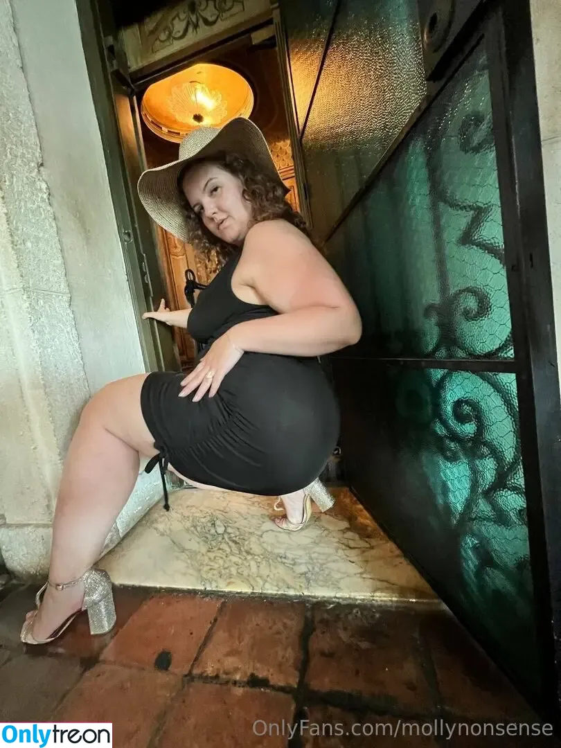 mollynonsense nude photo #0549 (missusthickness / molly.nonsense)