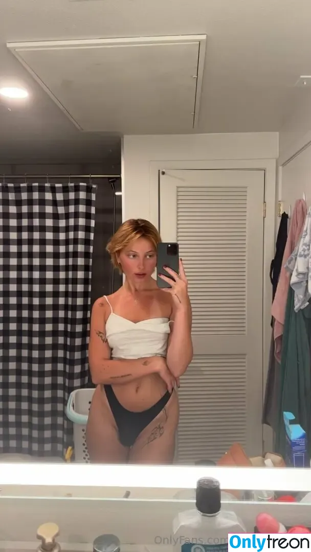 mollyxmoore nude photo #0032 (mollymae)
