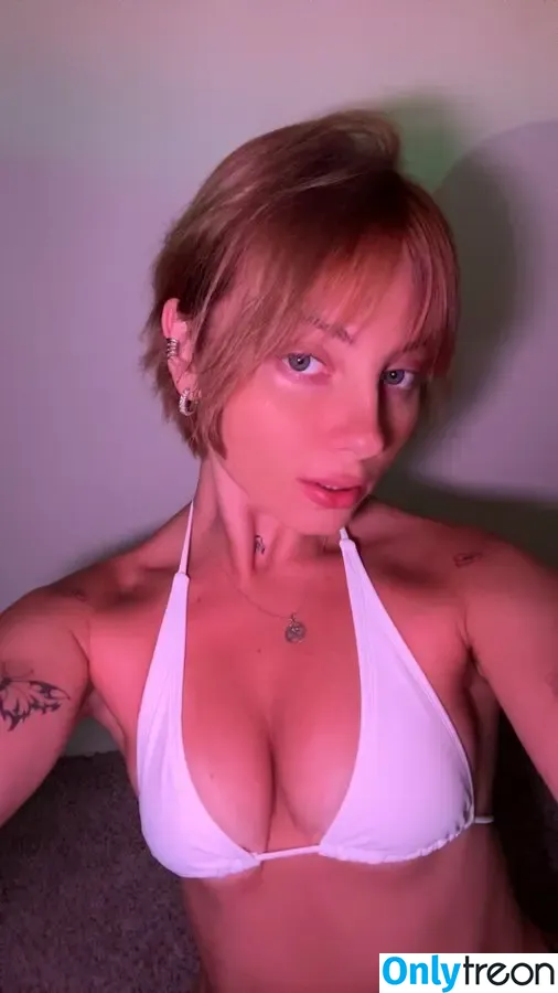 mollyxmoore голая photo #0062 (mollymae)