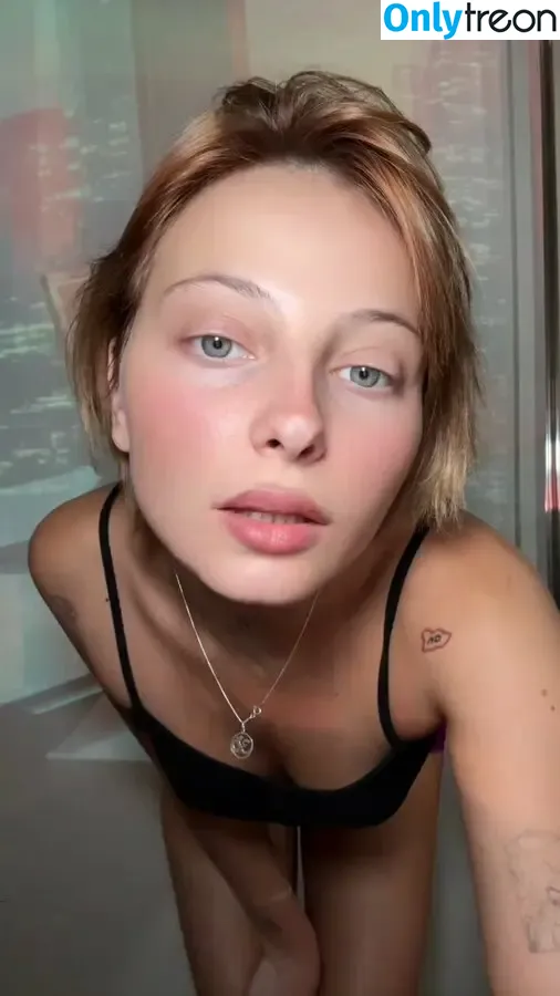 mollyxmoore nude photo #0092 (mollymae)