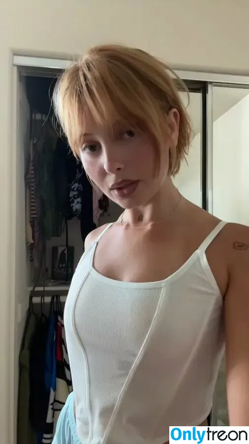 mollyxmoore nude photo #0094 (mollymae)