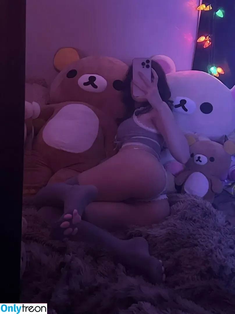 mollzba11z nude photo #0008 (meowllymeow / mollsba11s)