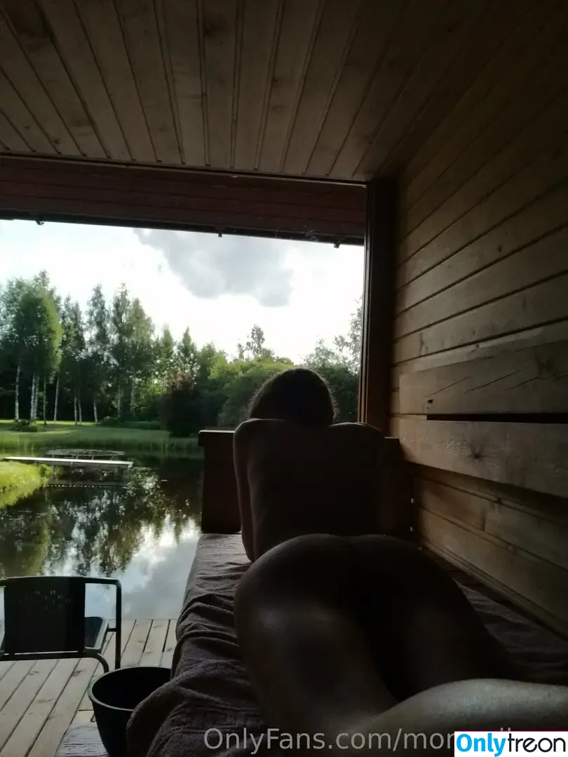 Mõmmikaru nude photo #0005 (mekamew / mommikaru)