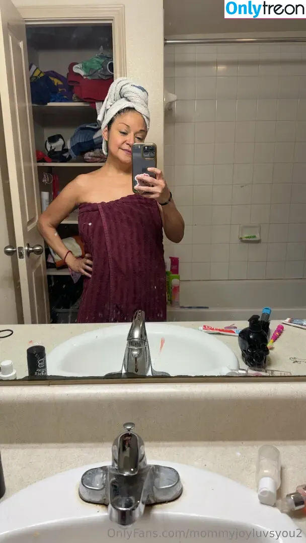 mommyjoyluvsyou2 nude photo #0036 (mommy.wonders)