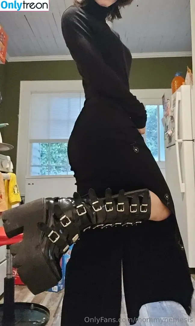 mommynemesis nude photo #0071 (ryzmechaa)