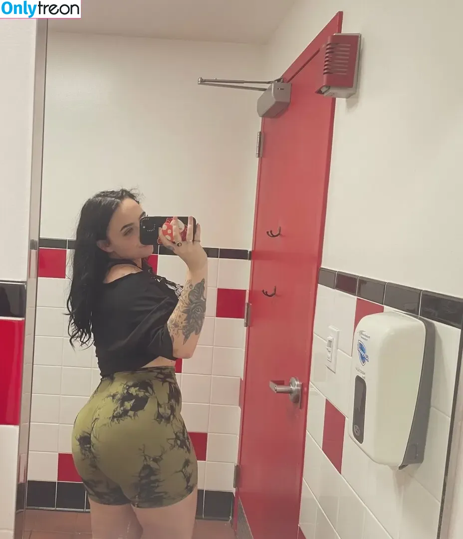 Mommyprincessuwu nude photo #0102 (mommyprincess_ / uwumilf)