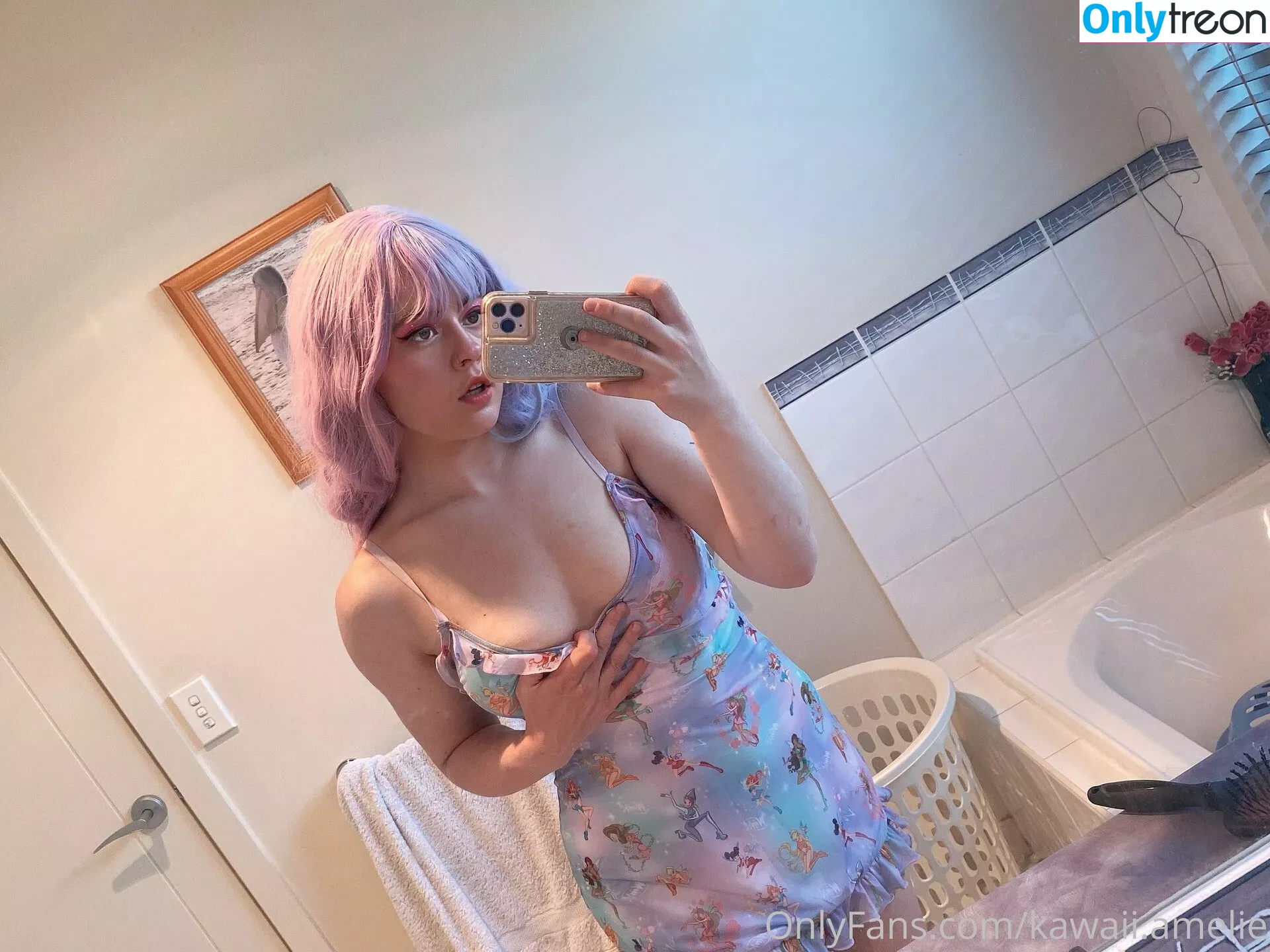 momocoloured голая photo #0051 (momocoloured)