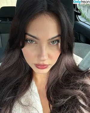 Mona Schon / Italian Streamer / monaschon nude photo #0053