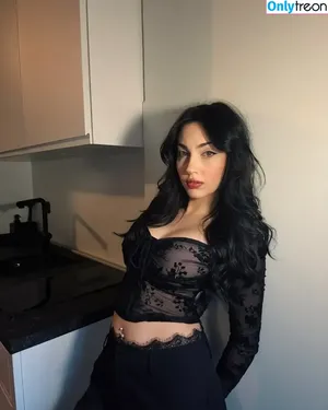Mona Schon / Italian Streamer / monaschon nude photo #0079