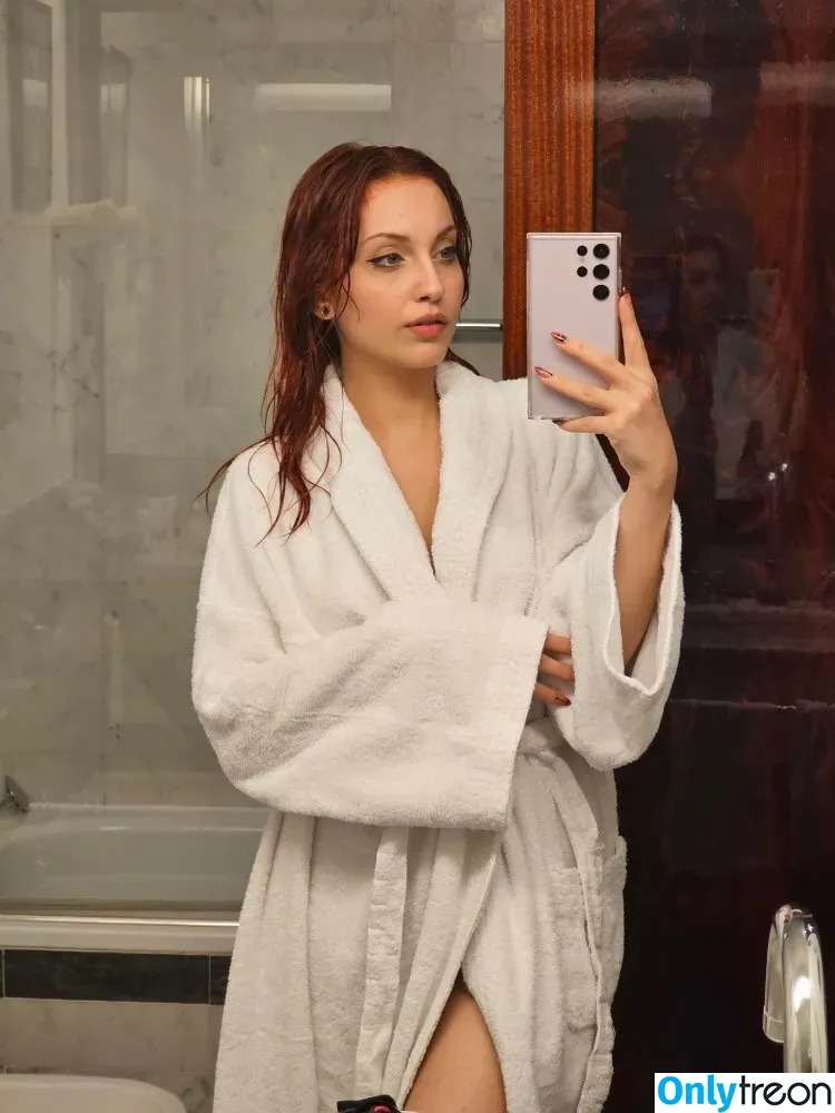 Mona Schon голая photo #0151 (Italian Streamer / monaschon)