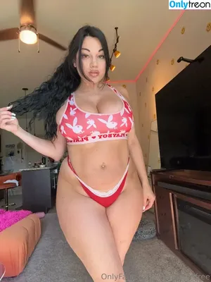 monaazarfree / missamerrrickaa nude photo #0062