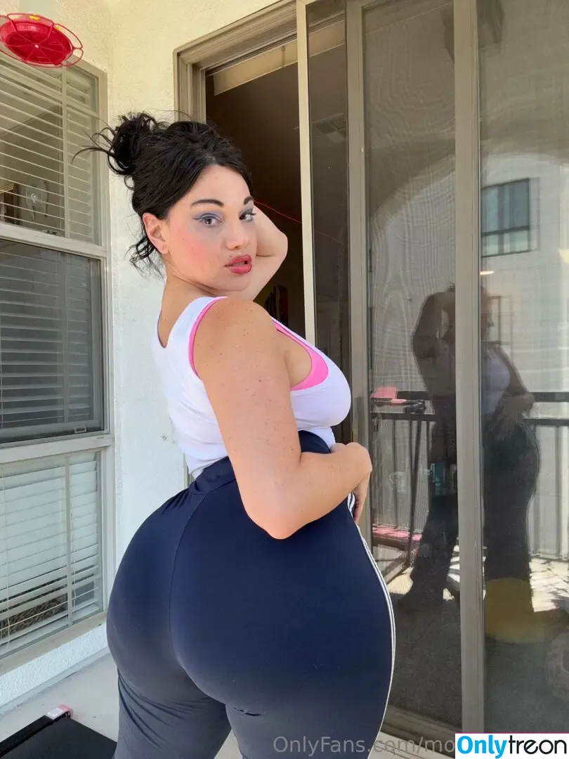 monaazarfree nude photo #0065 (missamerrrickaa)