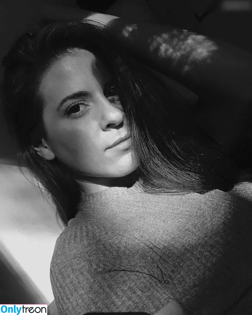 monciicii nude photo #0013 (monciicii)