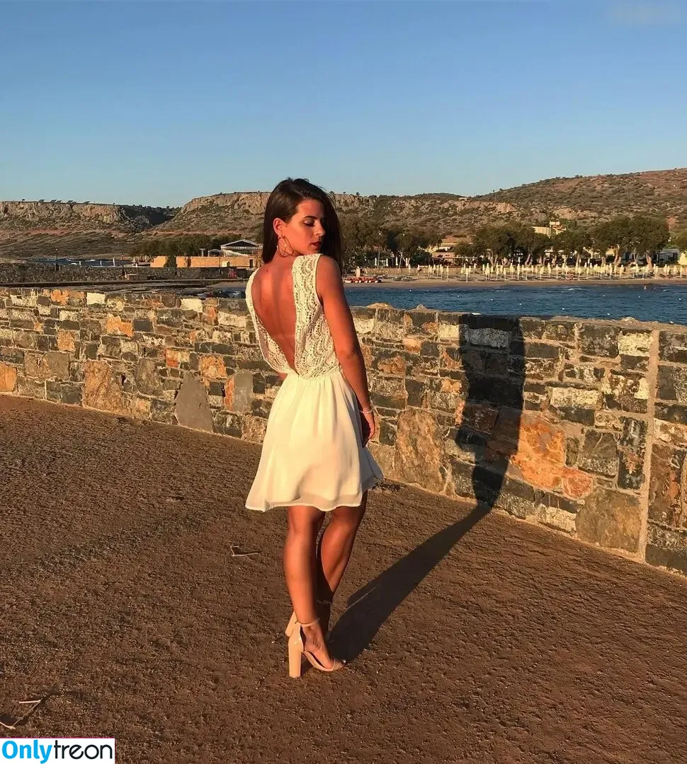 monciicii nude photo #0016 (monciicii)