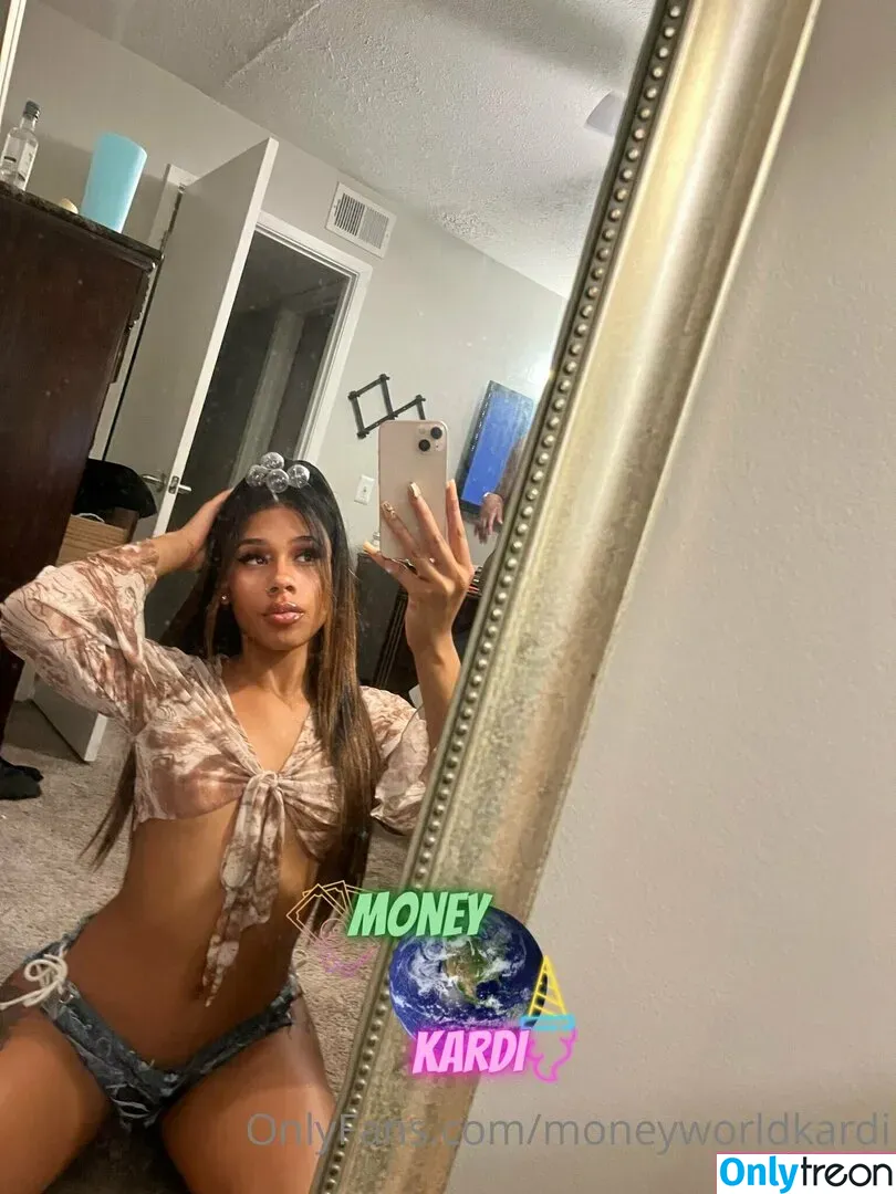moneyworldkardi nude photo #0010 (mnywrldshow)