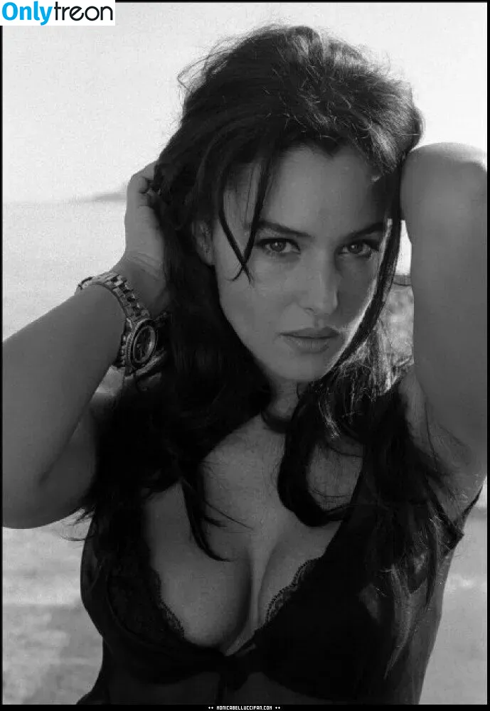 Monica Bellucci голая photo #0109 (bellucciginebra / monicabellucciofficiel)