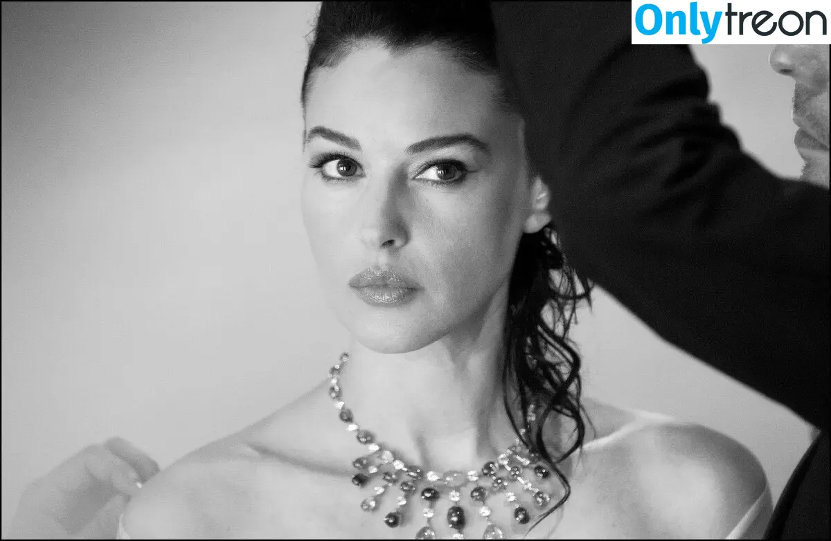 Monica Bellucci голая photo #1389 (aMonicaBellucci / bellucciginebra / monicabellucciofficiel)