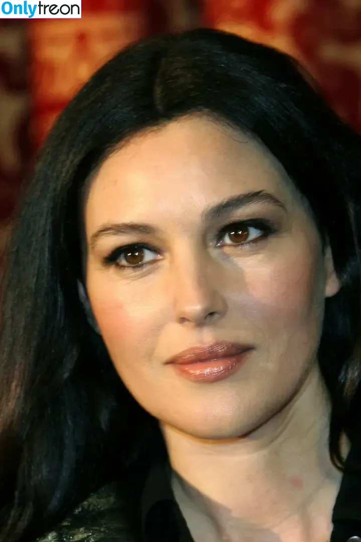 Monica Bellucci голая photo #1394 (aMonicaBellucci / bellucciginebra / monicabellucciofficiel)