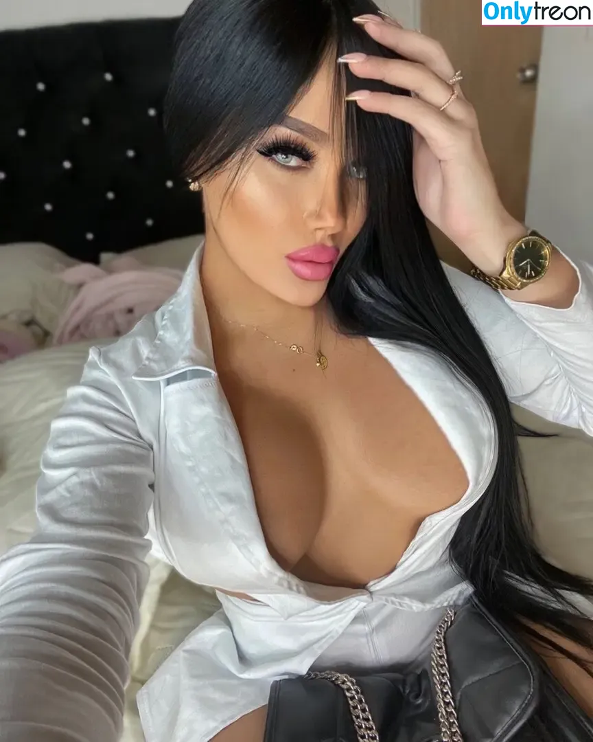 Monica Caicedo nude photo #0001 (monicacaicedo / monicaicedo)