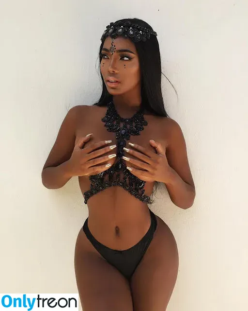 Monifa Jansen nude photo #0024 (monifajansen)