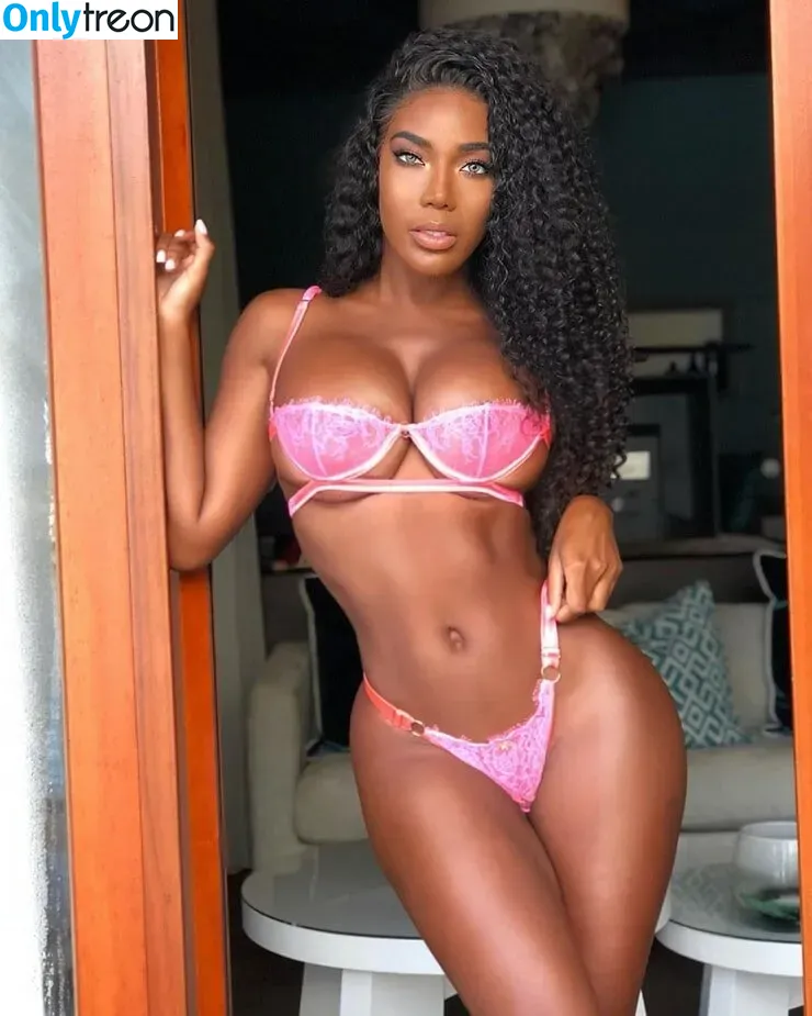 Monifa Jansen nude photo #0093 (monifajansen)