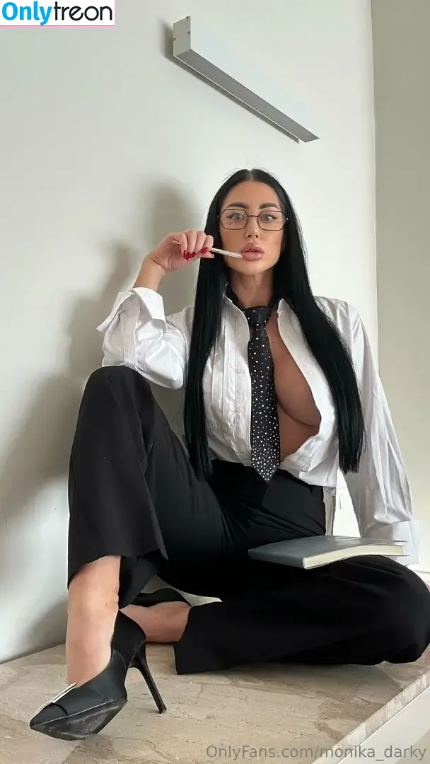 monika_darky nude photo #0045 (monika_darky)