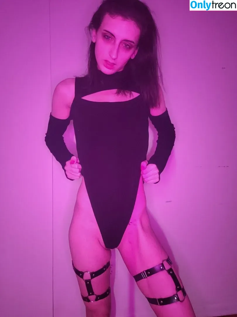 Moniqa Lefevre голая photo #0024 (lefevremonique / moniqa_lefevre / moniqalefevre)