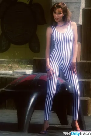 Monique Gabrielle / Katherine Gonzalez / moniquegabrielleactress nude photo #0057
