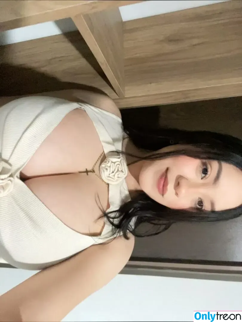Montserrat Vega nude photo #0008 (montseratvega1 / montvegax / monvega.priv)