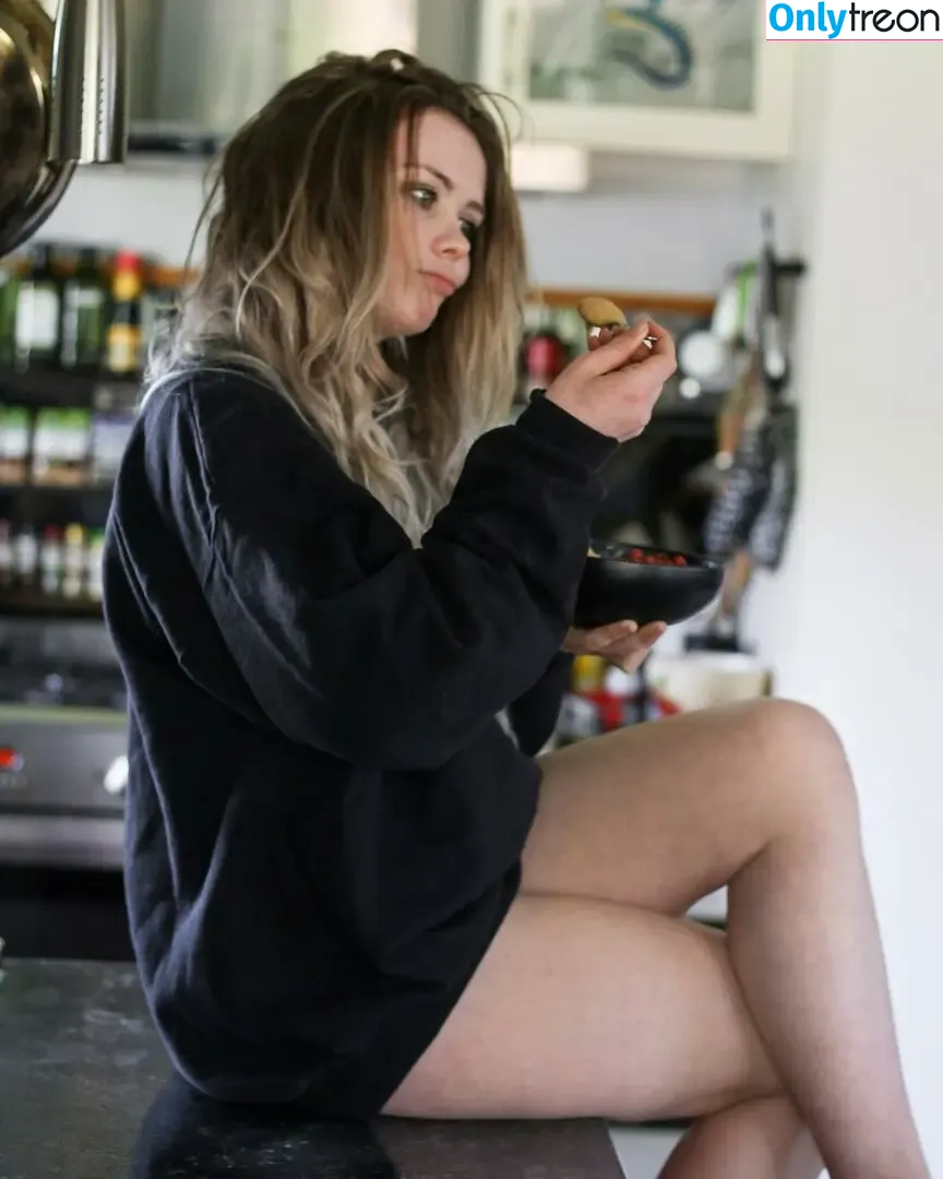 Moo Smith nude photo #0018 (itsmoosmith / killinitqueen)