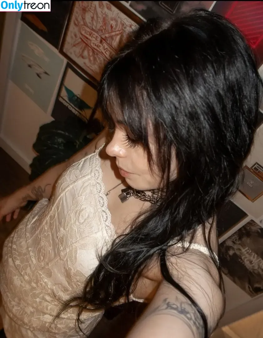 Moo Smith nude photo #0051 (itsmoosmith / killinitqueen)