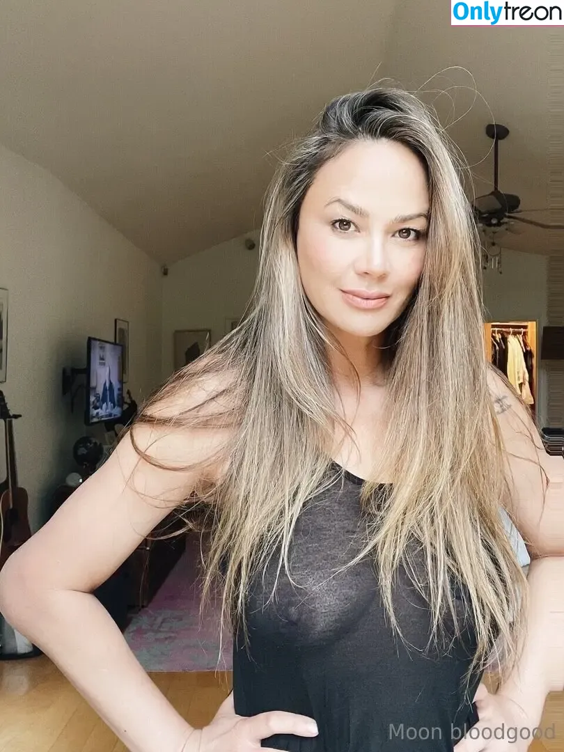 Moon Bloodgood голая photo #0111 (realmoonbloodgood)