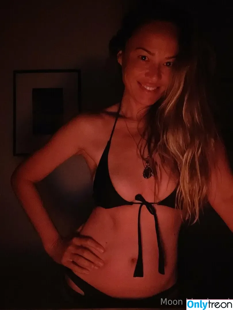 Moon Bloodgood nude photo #0113 (realmoonbloodgood)