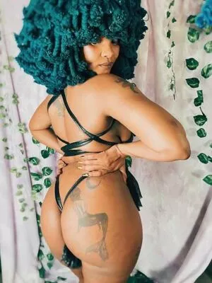 Moonchild Sanelly / moonchildsanelly фото голая #0017