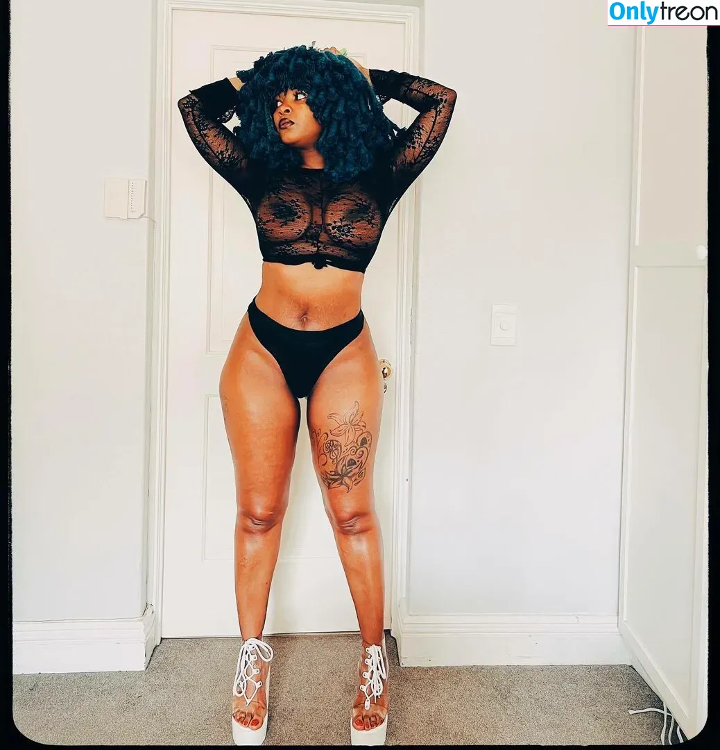 Moonchild Sanelly nude photo #0007 (moonchildsanelly)