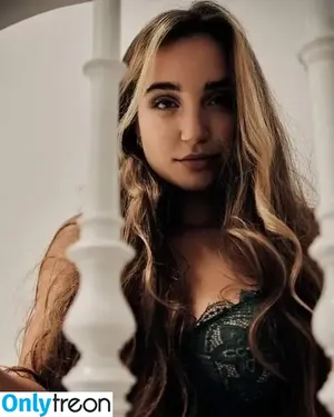Moonlight ASMR / moonlightasmr_official nude photo #0046
