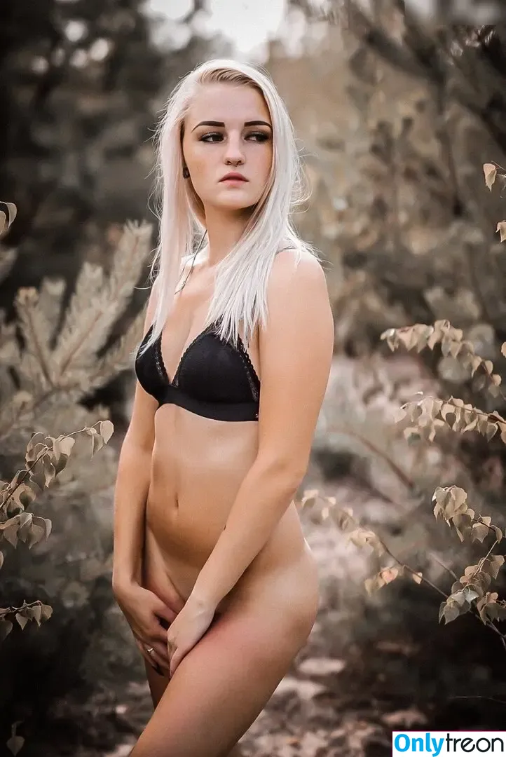 mopsiie голая photo #0040 (mopsiie_2.1)