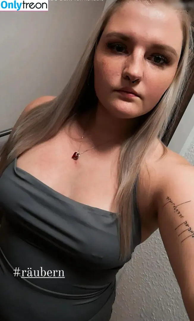 mopsiie nude photo #0062 (mopsiie_2.1)