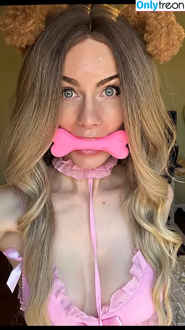 Mora Vtuber nude photo #0019 (mora_cosplays)